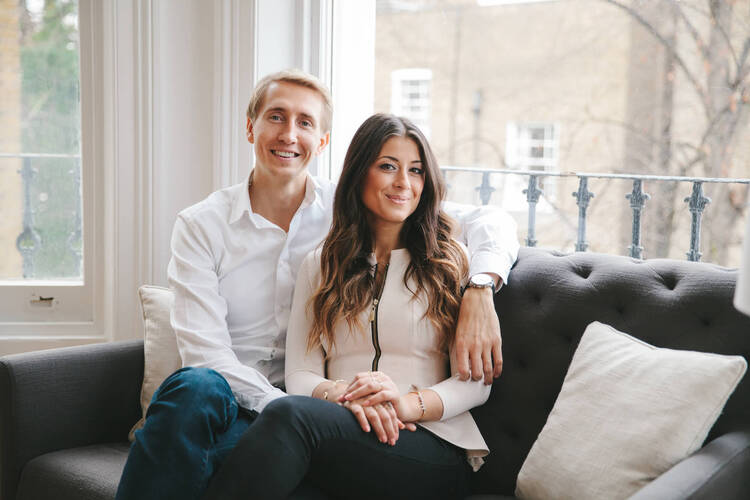 alex and mimi ikonn